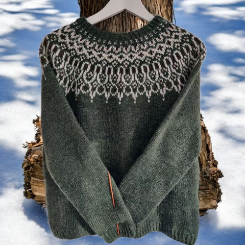 Aurora – Pull d'Hiver avec Détail Épuré en Tricot Rond aux Épaules